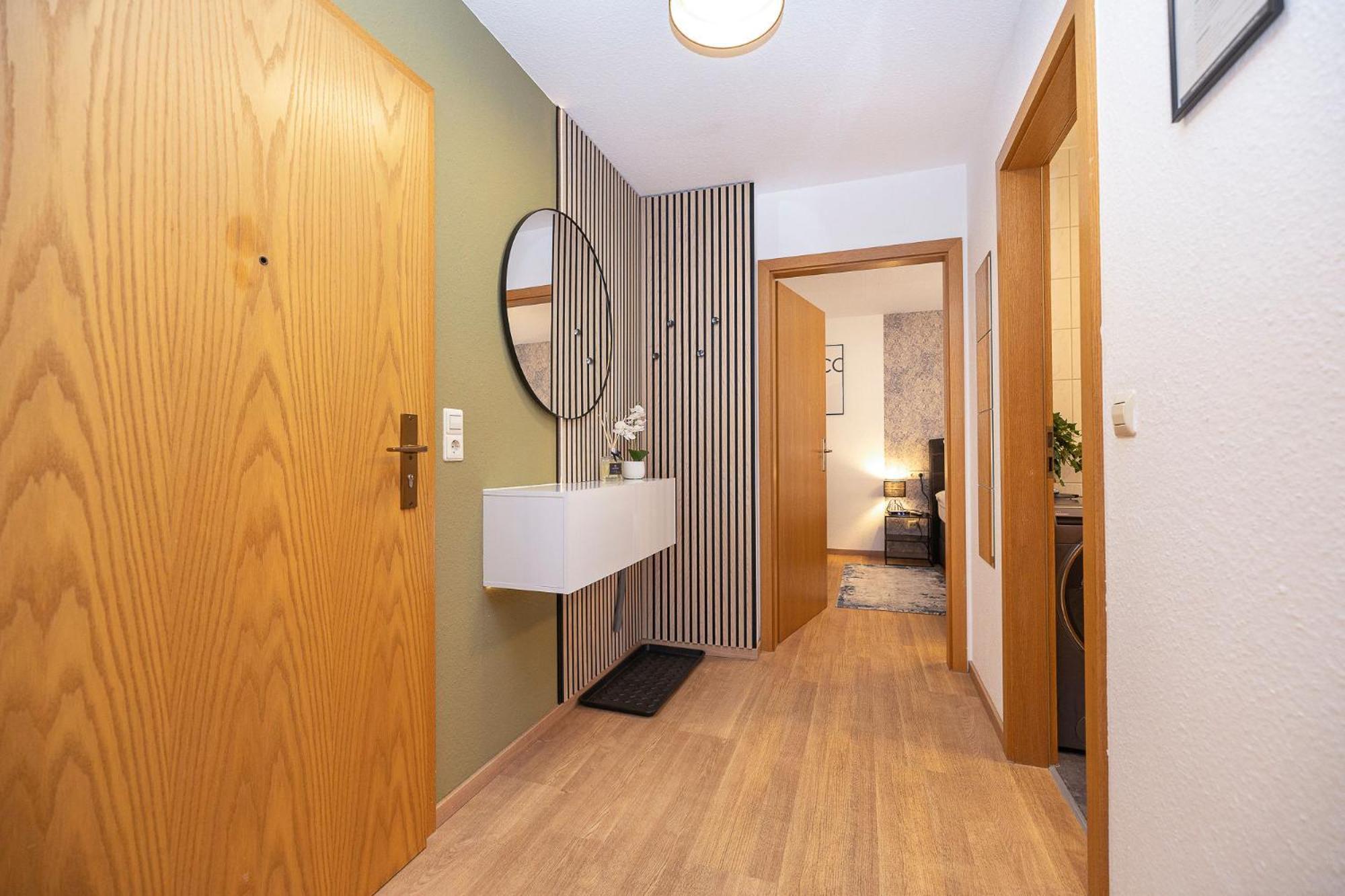 Luxx Home Bc, Zentral - Fuer 4 Personen - Balkon - Parken - Voll Ausgestattete Kueche Biberach an der Riß Exteriör bild